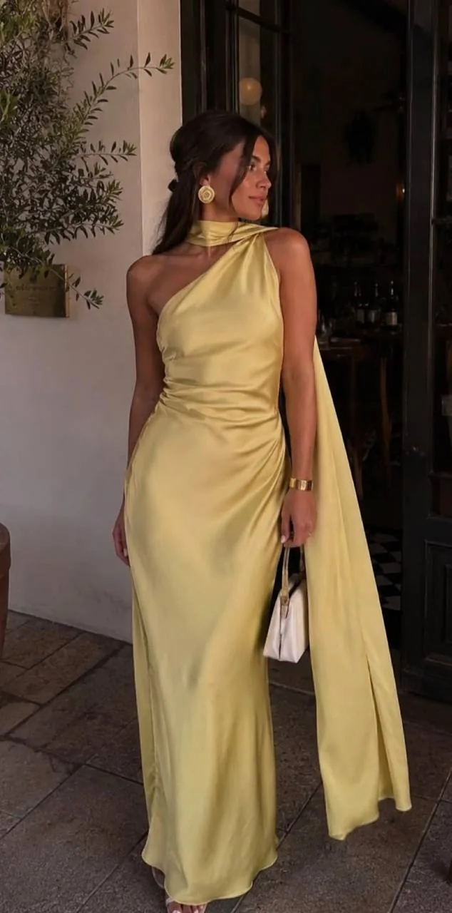 Dress-code inspiration for the wedding day, look 1